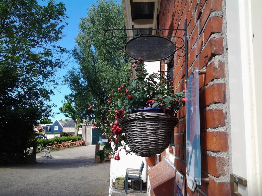 Bed & Breakfast Meinsma Moddergat Extérieur photo